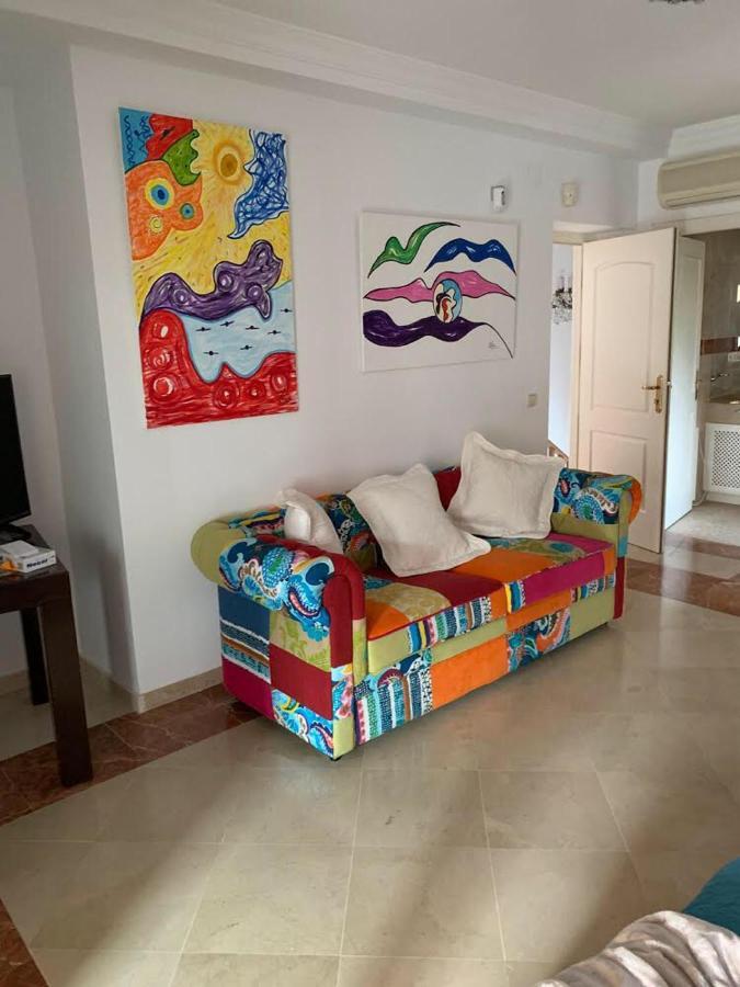 Chalet Con Piscina A 50 M De La Playa . 마르베야 외부 사진