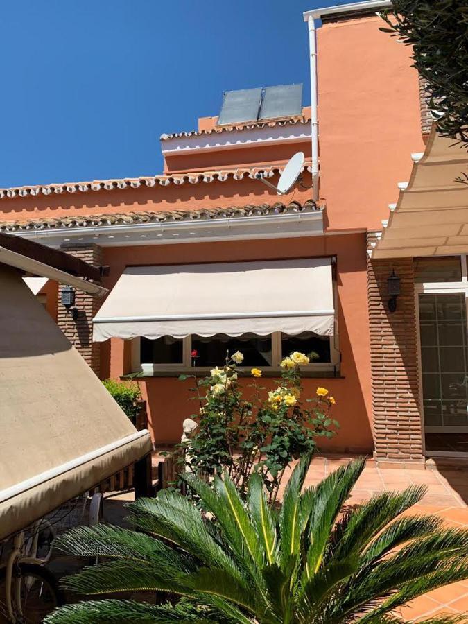 Chalet Con Piscina A 50 M De La Playa . 마르베야 외부 사진
